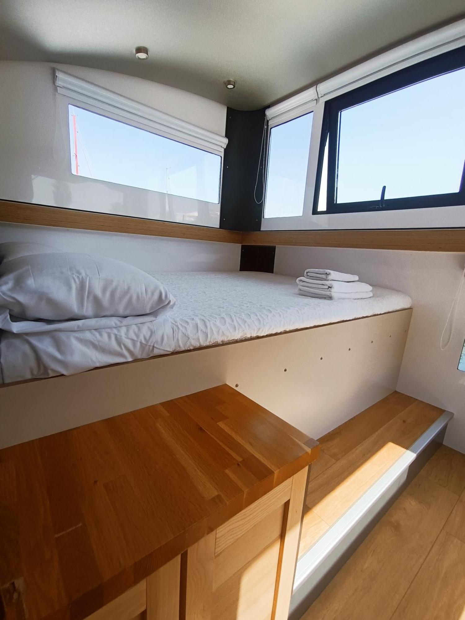 Hotel Casa Flotante En El Puerto De Vigo - Different Charter Zewnętrze zdjęcie